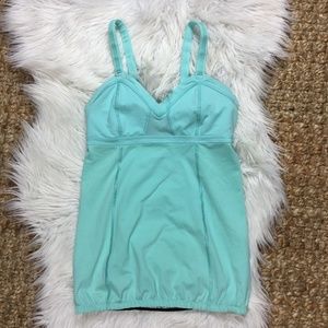 Lululemon Athletica Light Up Tank sz 6